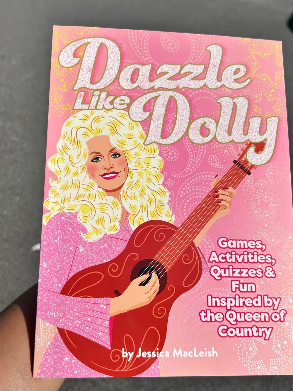 Dazzle Like Dolly games, activities, quizzes & fun by Jessica MacLeigh